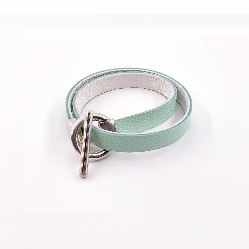 Bracelet réversible cuir double tour couleur vert pistache et blanc